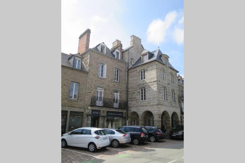 Dinan Chateau - Parking Inclus מראה חיצוני תמונה
