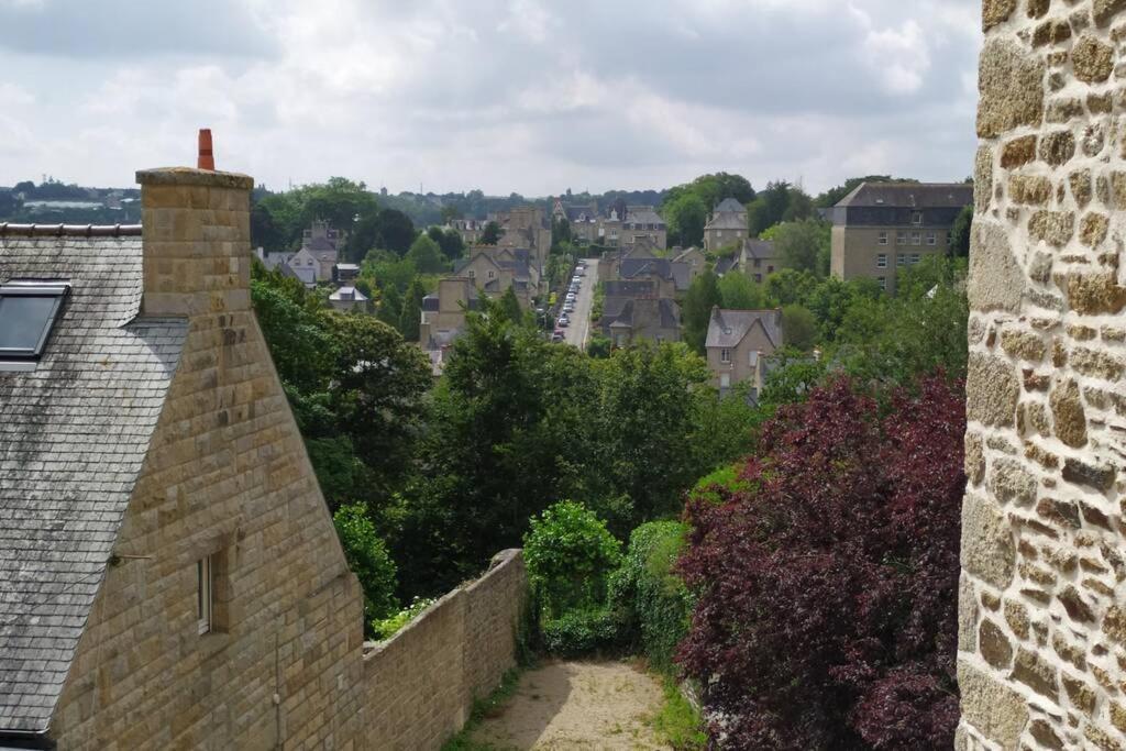 Dinan Chateau - Parking Inclus מראה חיצוני תמונה
